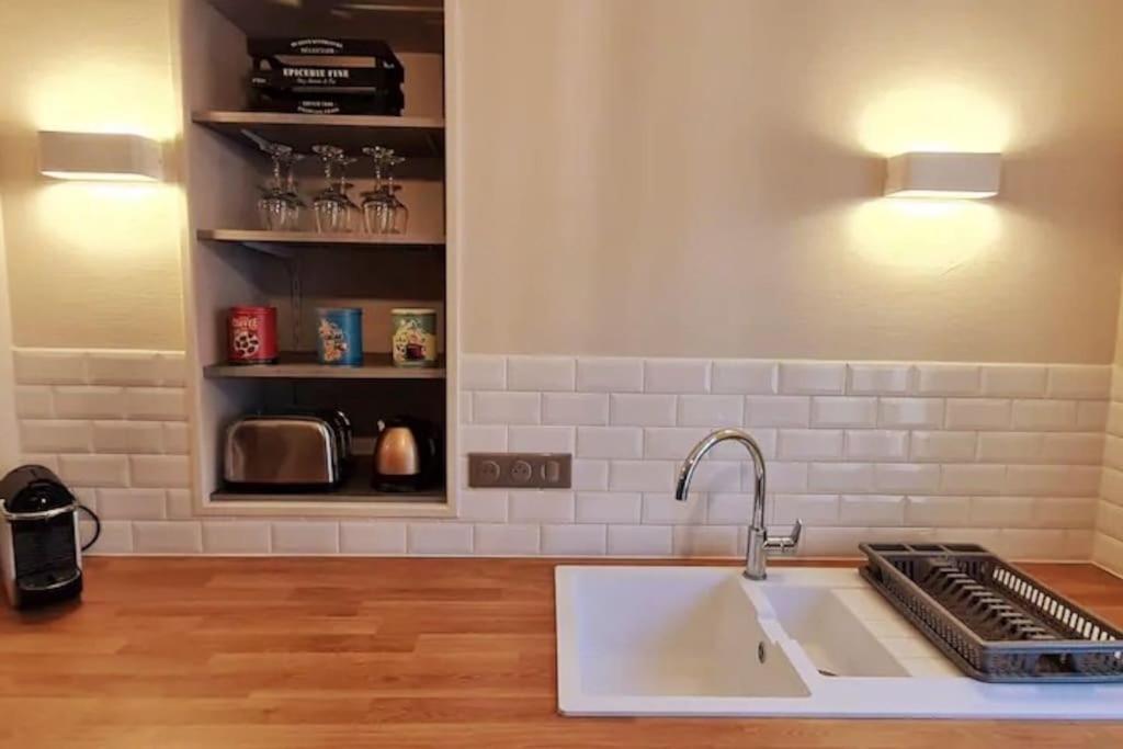 Appartement Le 56 Faubourg - Proche centre - Parking gratuit à Beaune  Extérieur photo