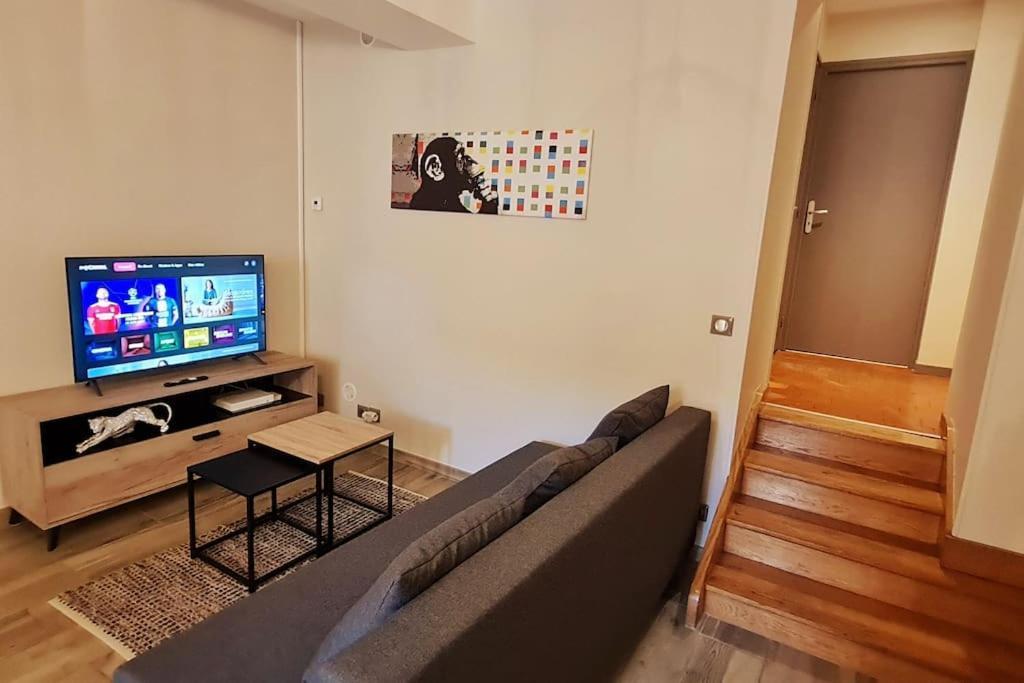 Appartement Le 56 Faubourg - Proche centre - Parking gratuit à Beaune  Extérieur photo
