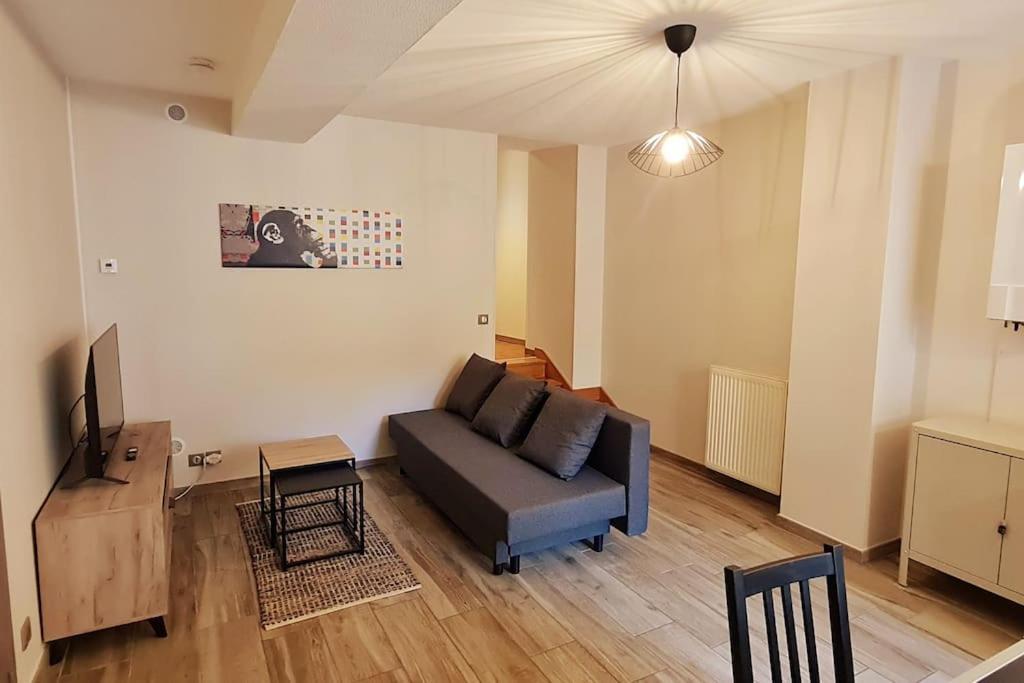 Appartement Le 56 Faubourg - Proche centre - Parking gratuit à Beaune  Extérieur photo